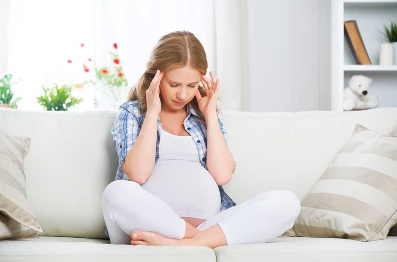 سرماخوردگی در بارداری و درمان آن با دمنوش‌ها یکی از راه‌های مؤثری است