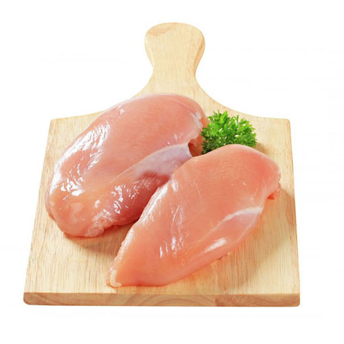 یکی از خواص سینه مرغ وجود پروتئین بالای این غذاست.