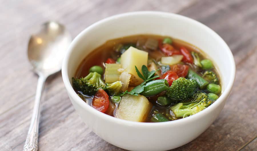 سوپ سبزیجات بدون مرغ