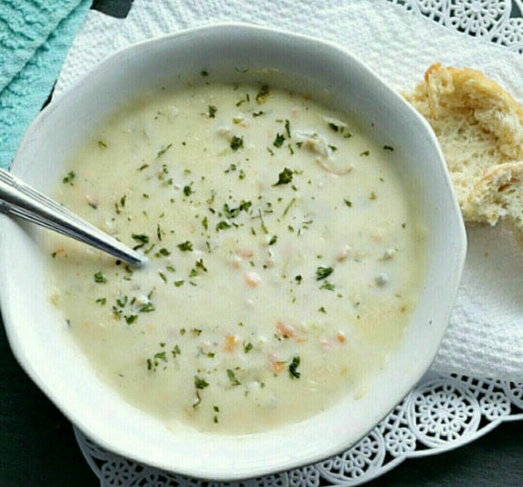 سوپ گشنیز با شیر و خامه